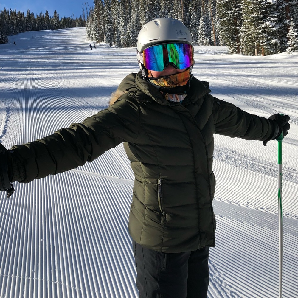 Bigger Fire + Ice Saelly ski jacket in Olive green (fur included)